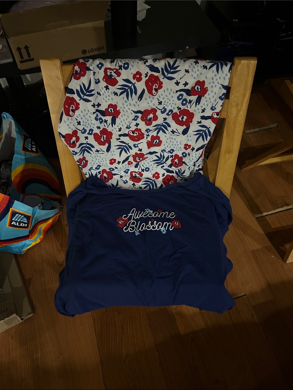 croft & barrow Navy Top with White Floral pj pants